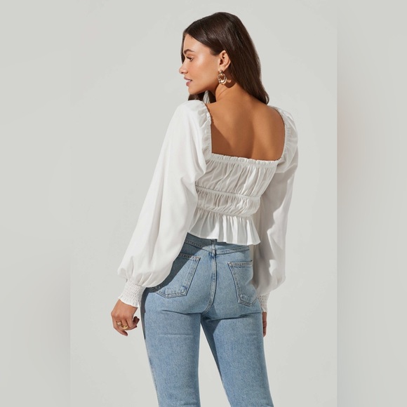 LONG SLEEVE SMOCKED SQUARE NECK TOP - Picture 5 of 12